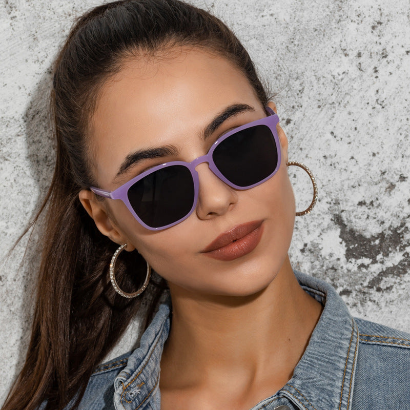 Lunettes de soleil rétro simples femmes