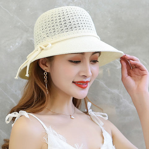 Chapeau soleil d'été chic, plage